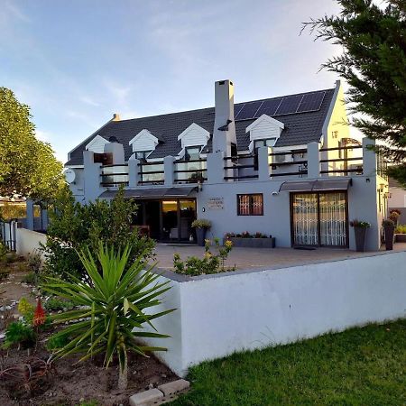 Holiday Guest House Langebaan Exterior photo