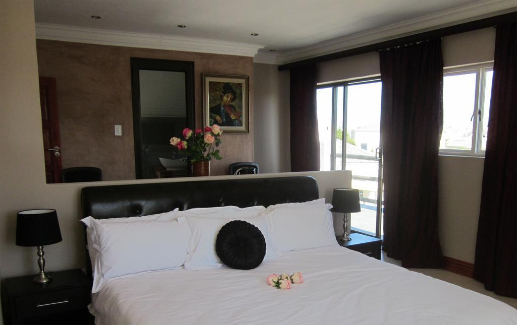 Holiday Guest House Langebaan Room photo